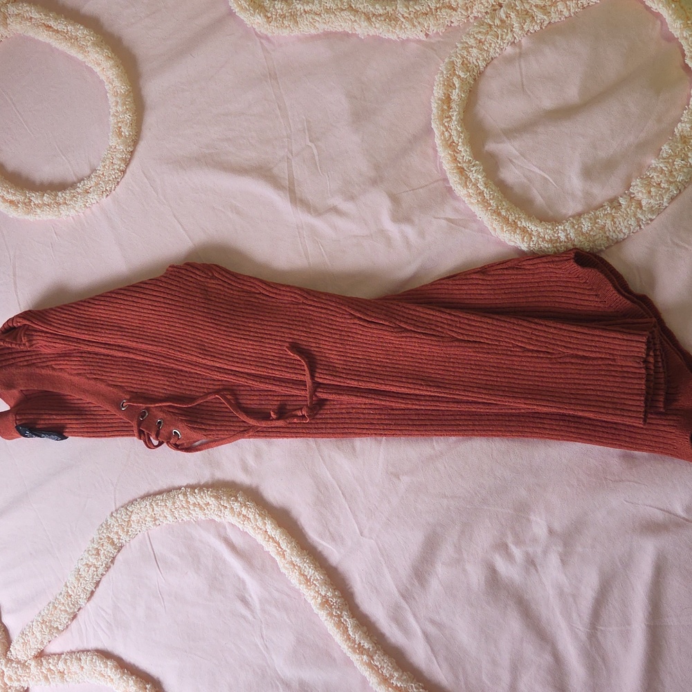 rue21 Rust Ribbed Knit Top - Picture 7 of 8